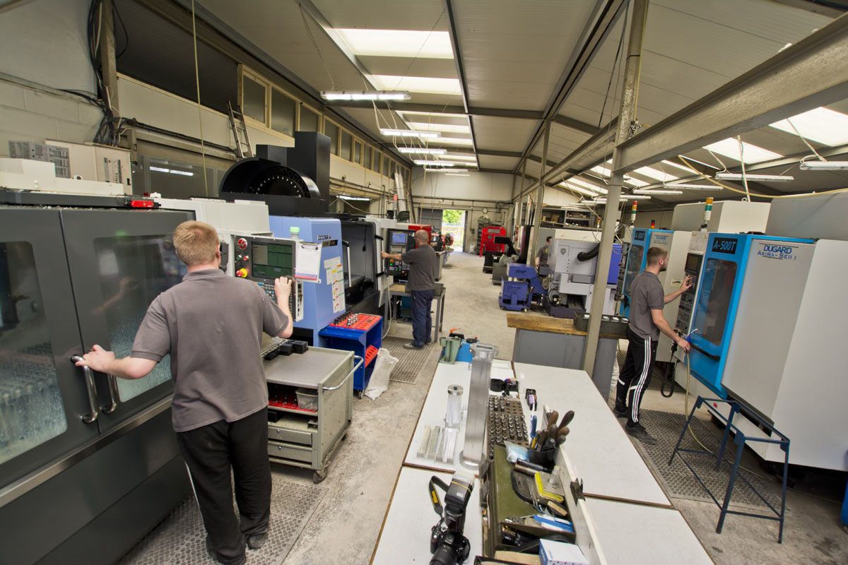 kalstan engineering hertfordshire machine shop